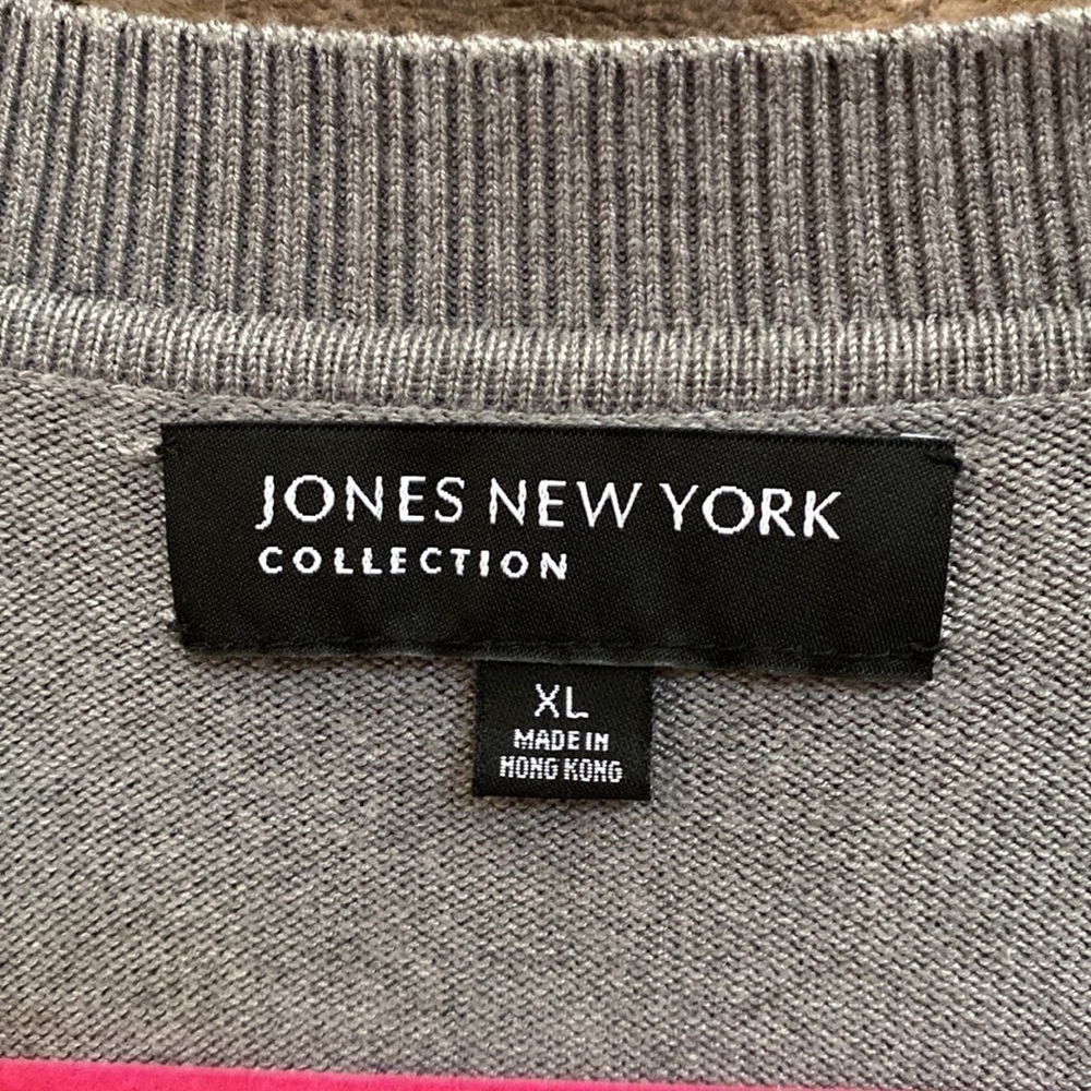 Calvin Klein grey cardigan. Size XL - Picture 6 of 8